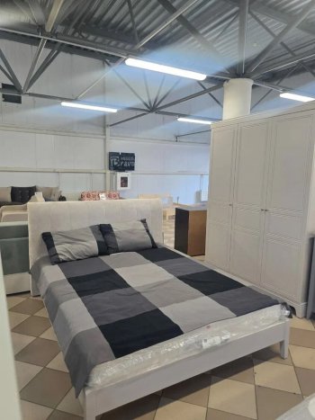 Кровать из массива Джали льняной (БМ) в Екатеринбурге - mebel-e96.ru