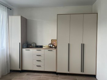 Шкаф 1360 3С2Я с ящиками Ева Сатин (Памир) в Екатеринбурге - mebel-e96.ru